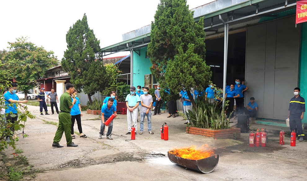 Thực tập phương án chữa cháy và cứu nạn cứu hộ tại Công ty TNHH thương mại dịch vụ và bao bì Đại Phúc Hải
